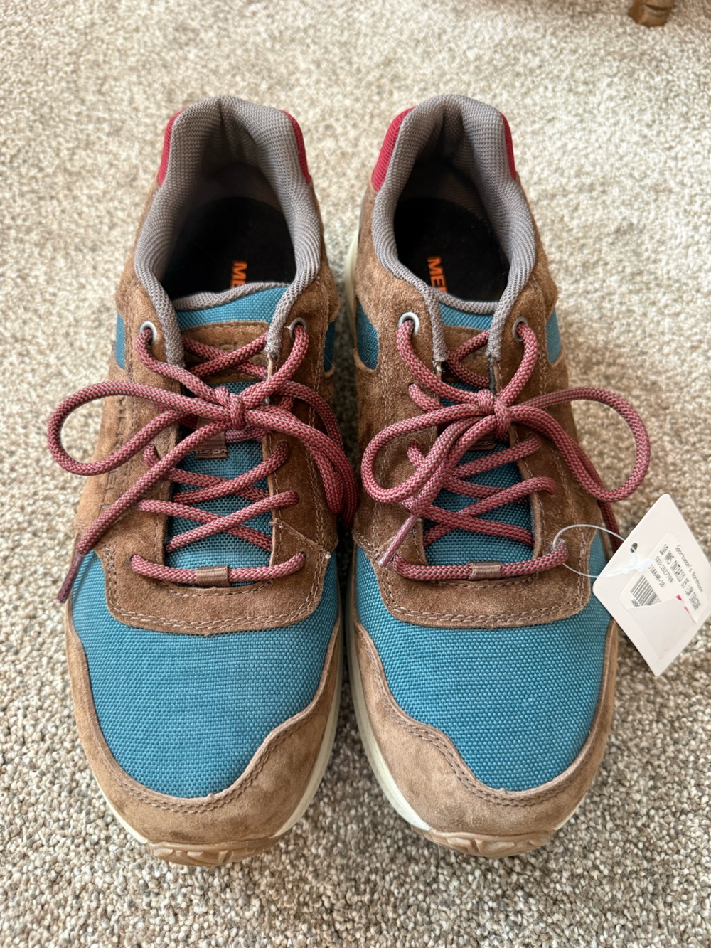 NWT Women’s Merrell Ontario 85 hiking shoes 10